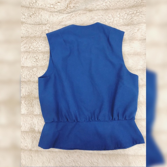 Dark Blue Vest UTY International w/ Holes For Tag - Picture 2 of 3